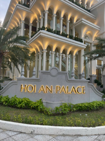 THI CÔNG LẮP ĐẶT ĐÈN SÂN KHẤU CQ- MÀN HÌNH LED TẠI NHÀ HÀNG TIỆC CƯỚI HOI AN PALACE – HÔI AN