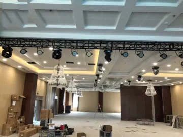  Tư vấn chọn đèn pha LED sân khấu